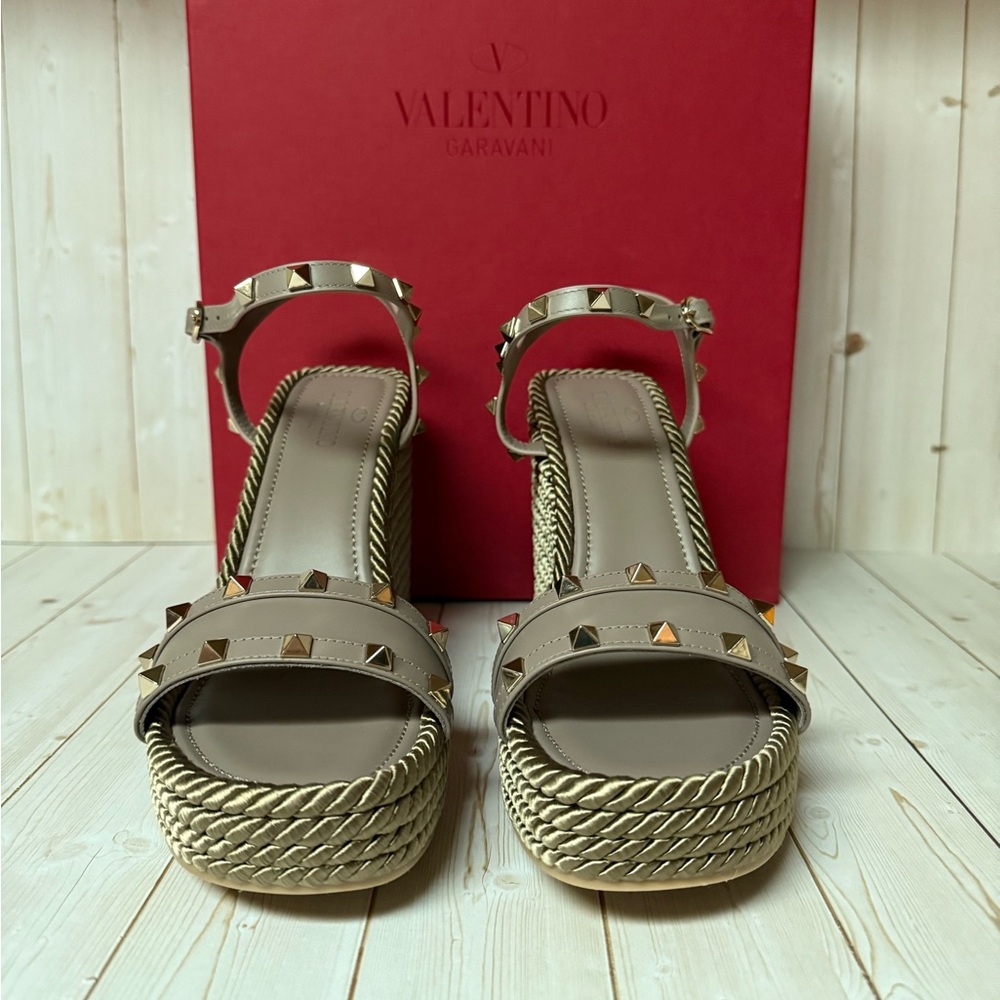 Valentino Garavani Rockstud Torchon Espadrille Wedge Taupe Sz 41 / 11 - Picture 5 of 15